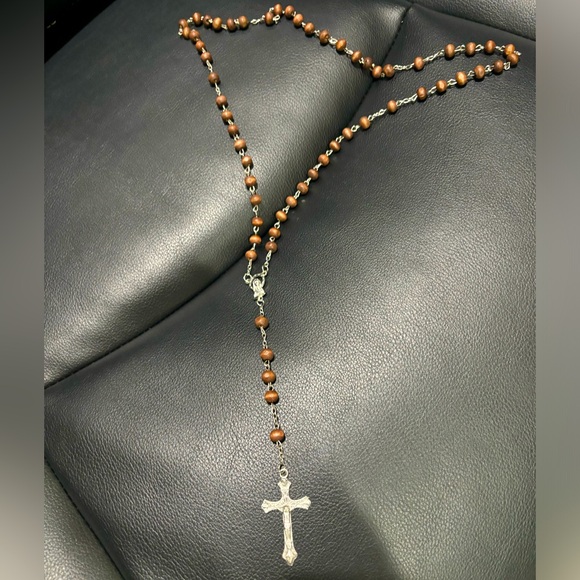 New Rosary Necklace - Picture 1 of 6